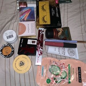 Make up bundle